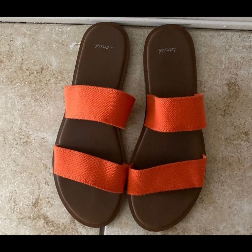 Sanuk sandals